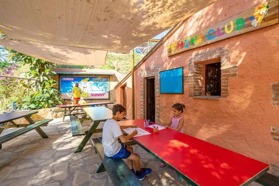 Camping La Torre Del Sol - Maeva Vacansoleil Miami Playa Exterior foto
